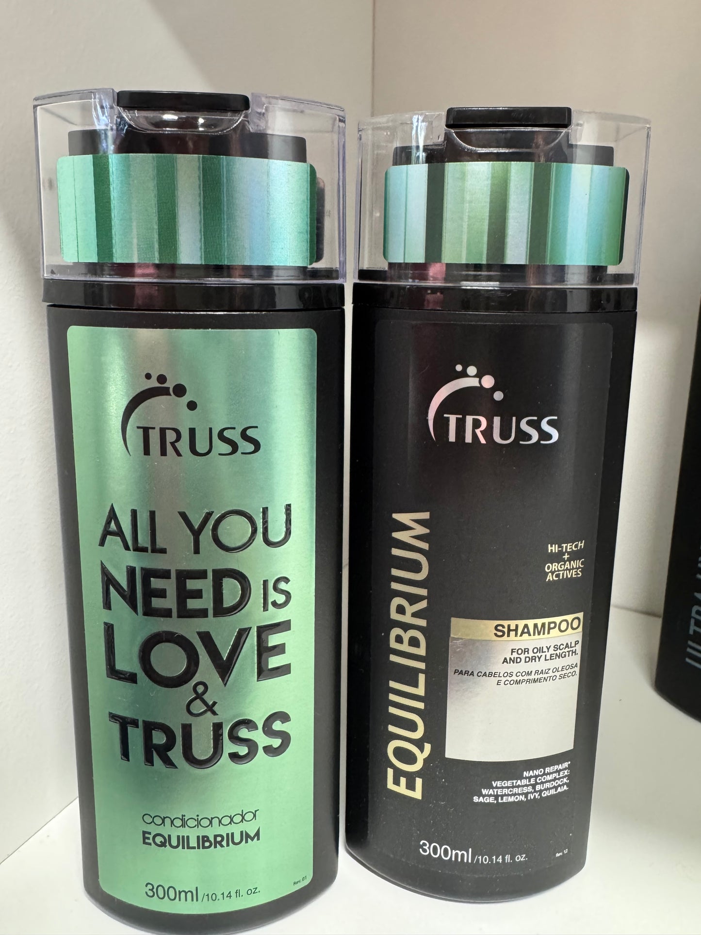 Equilibrium Shampoo & Conditioner Truss
